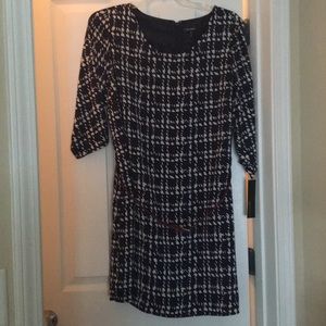 Daisy Fuentes professional dress.